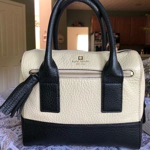 Kate Spade Dome Satchel ♠️